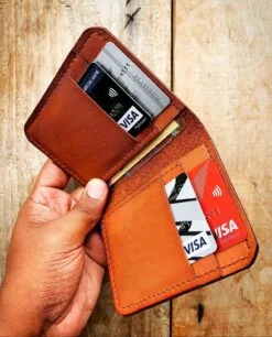 Mystery exclusives 4 cards vertical bifold wallet P222