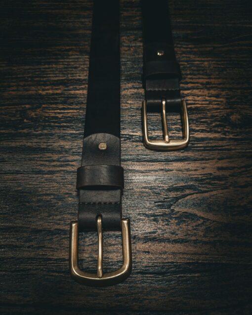 Mystery exclusives full grain leather belt brass 3