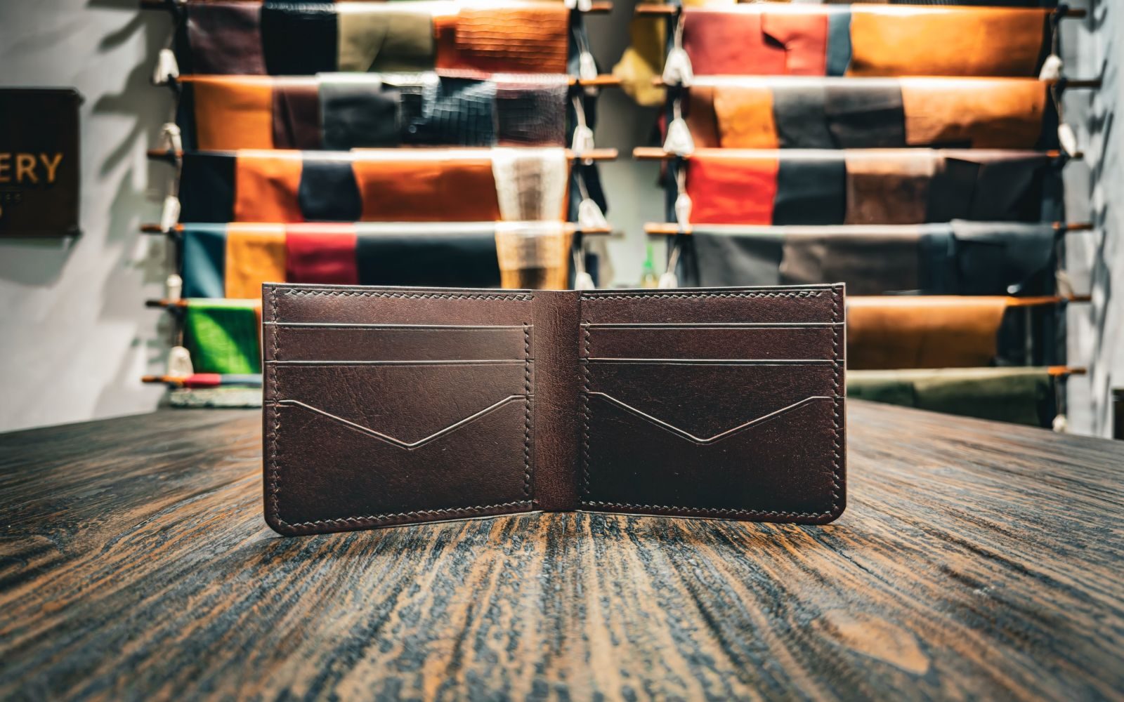 Mystery exclusives wallet P315 banner